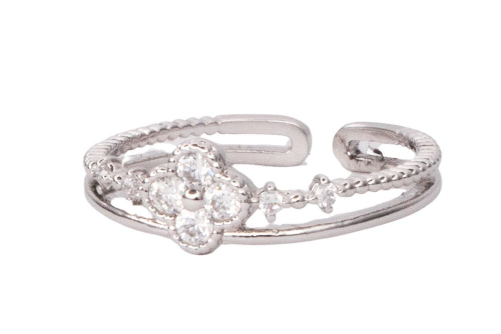 Mini Clover Ring (Silver)