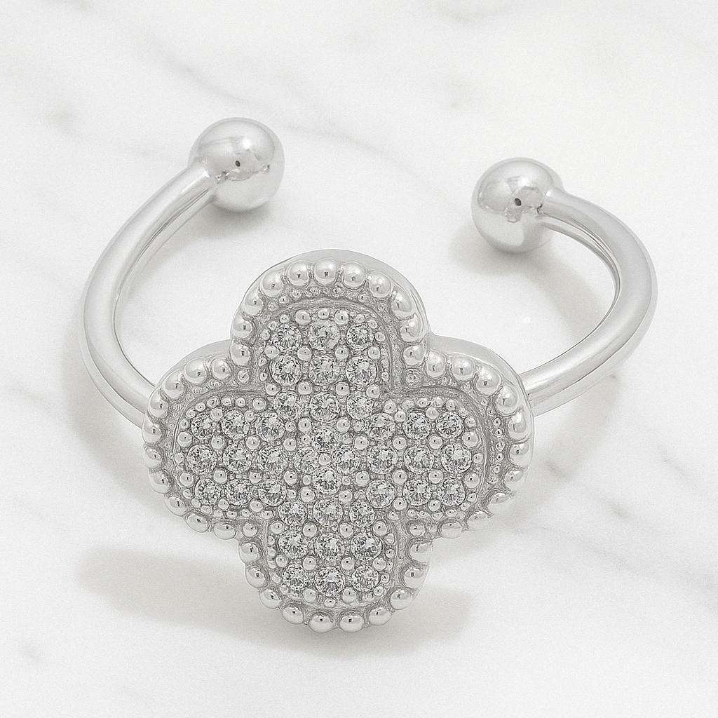 Solo Clover Ring (Silver)